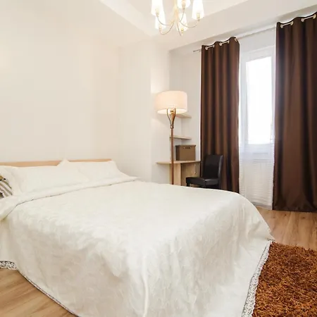 Appartement Extra Grand Lev Tolstoi Two Bedrooms Chişinǎu