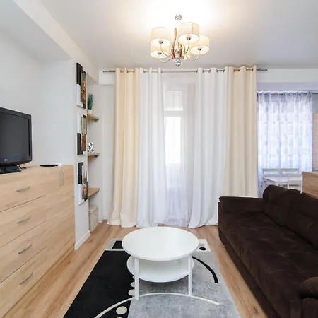 Extra Grand Lev Tolstoi Two Bedrooms Appartement *