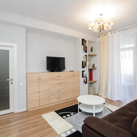 Extra Grand Lev Tolstoi Two Bedrooms Appartement